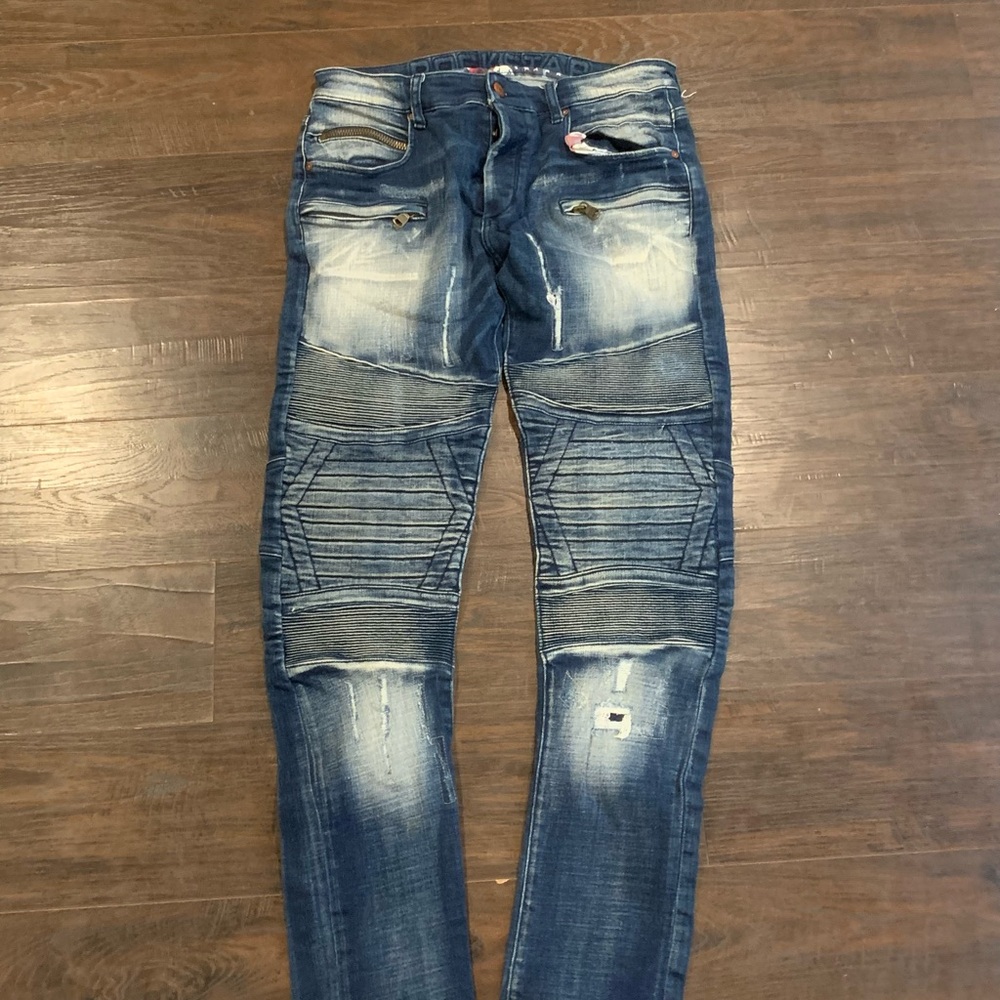 Men's Dark Blue Skinny Jeans with Distressed Detailing